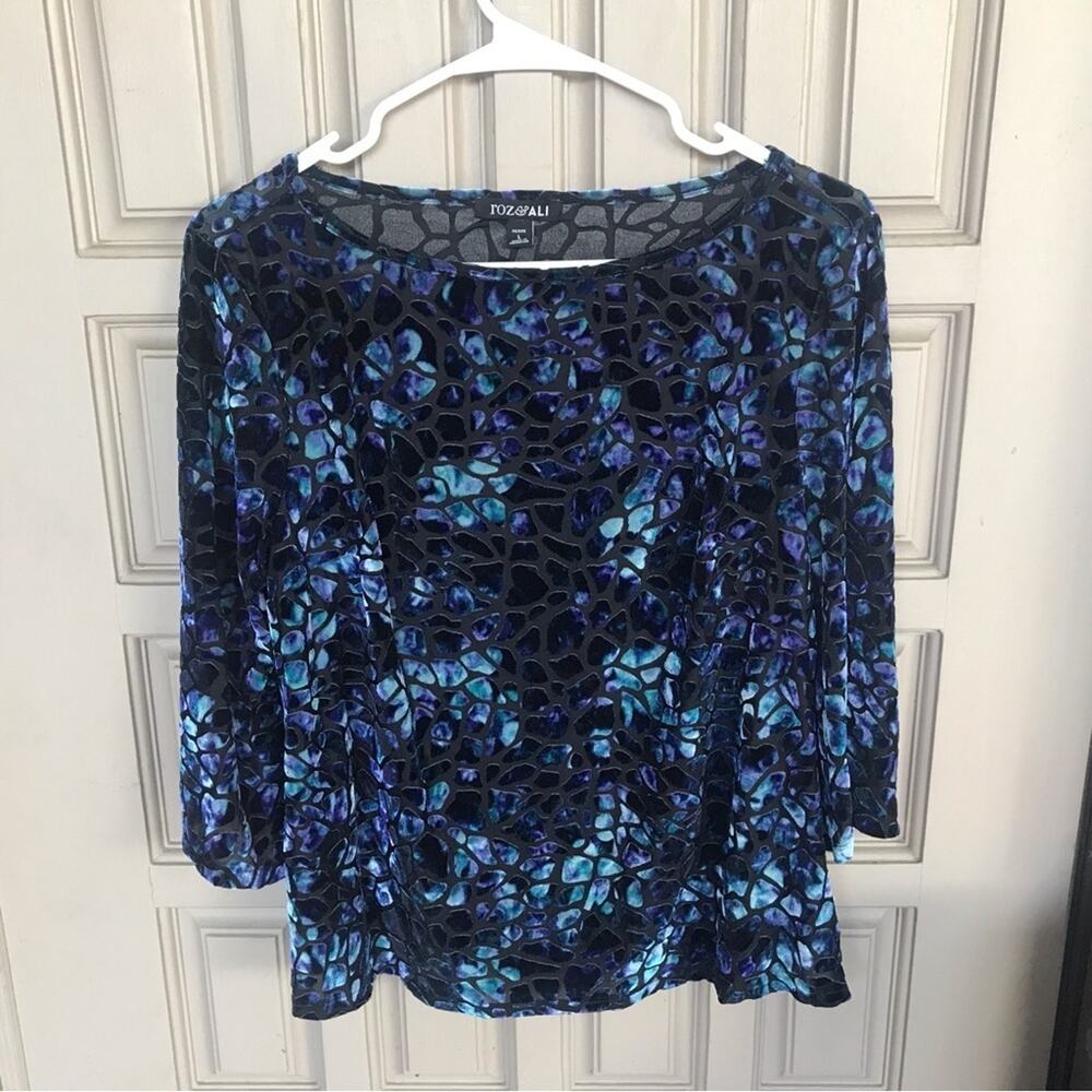 Roz & Ali Pretty Blue/Black Floral Top Velour Textured SzL Petite Lt Weight